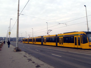 bp2081411